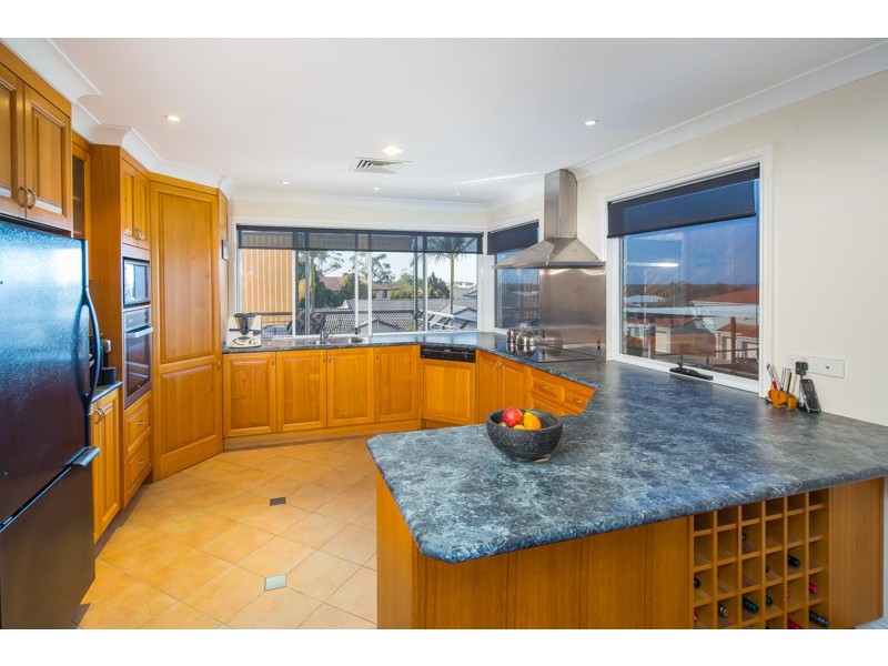 7 Lahey Close, Wynnum QLD 4178