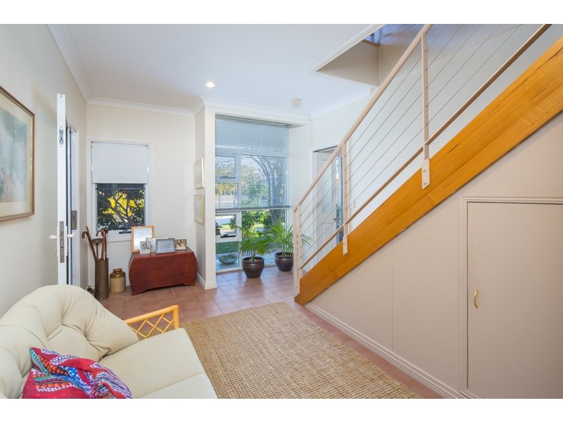 7 Lahey Close, Wynnum QLD 4178