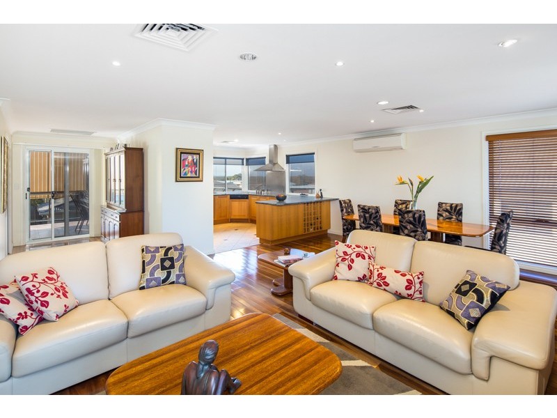 7 Lahey Close, Wynnum QLD 4178