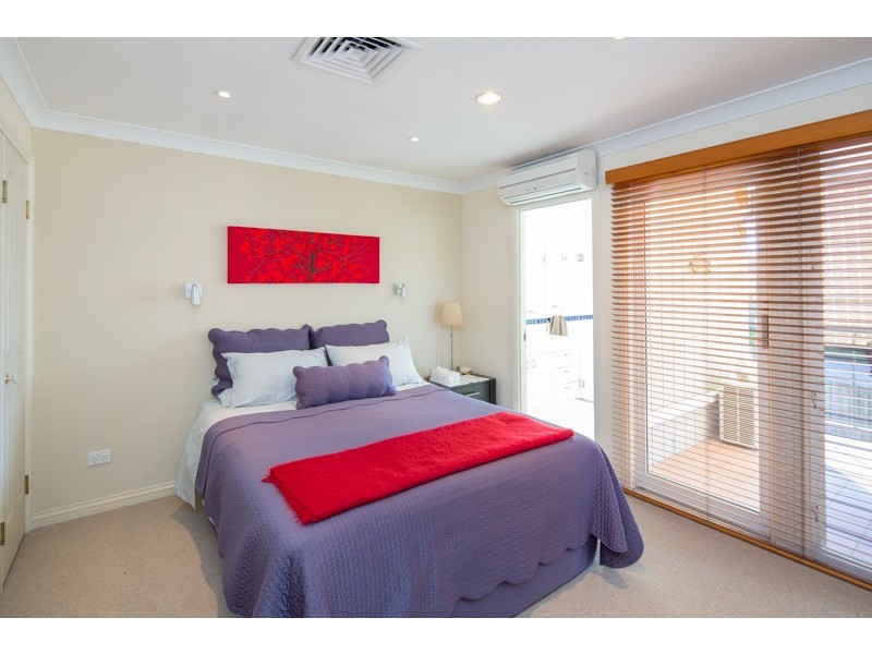 7 Lahey Close, Wynnum QLD 4178