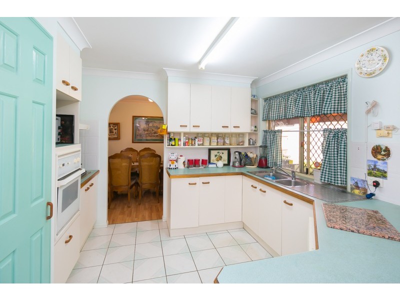 3 Pecan Court, Birkdale QLD 4159