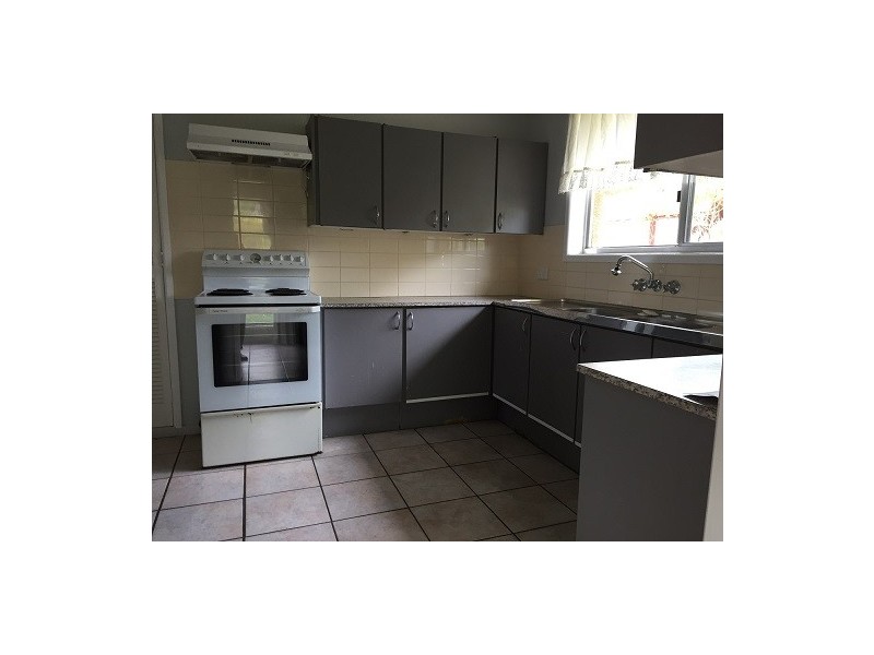 15 Taylor Crescent, Cleveland QLD 4163