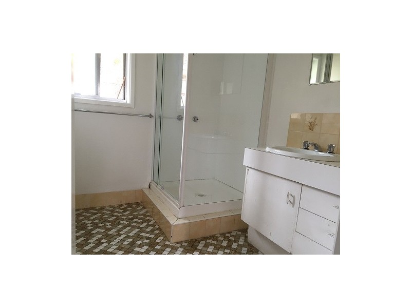 15 Taylor Crescent, Cleveland QLD 4163