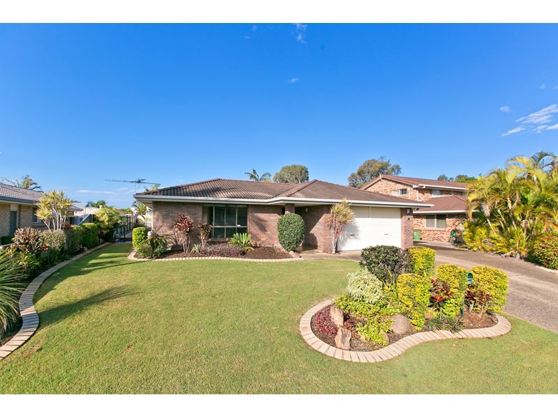 72 Dorsal Drive, Birkdale QLD 4159