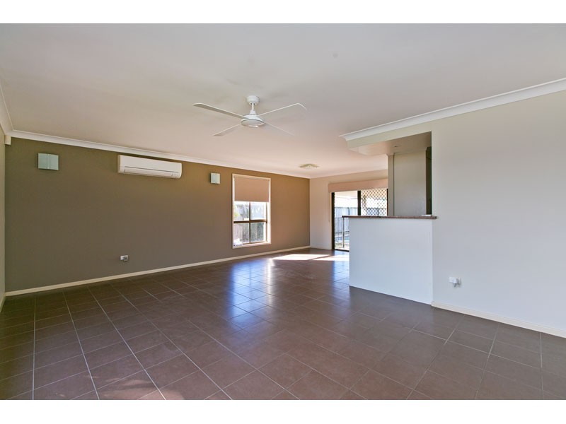 72 Dorsal Drive, Birkdale QLD 4159