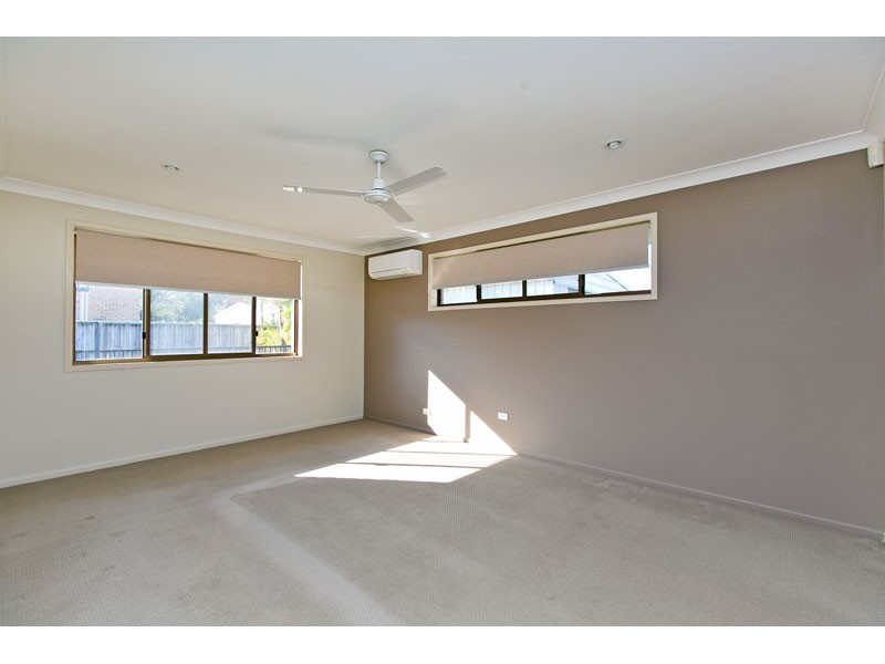 72 Dorsal Drive, Birkdale QLD 4159