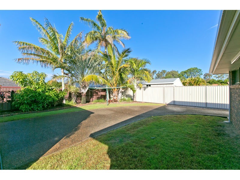 72 Dorsal Drive, Birkdale QLD 4159