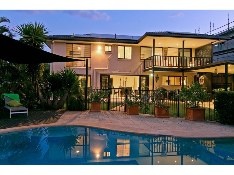 12 Kooringa Avenue, Cleveland QLD 4163