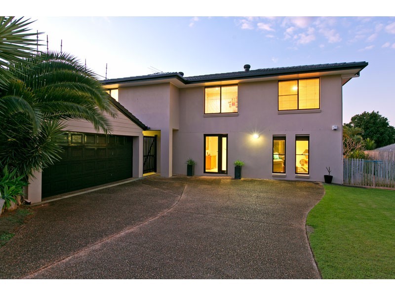 12 Kooringa Avenue, Cleveland QLD 4163