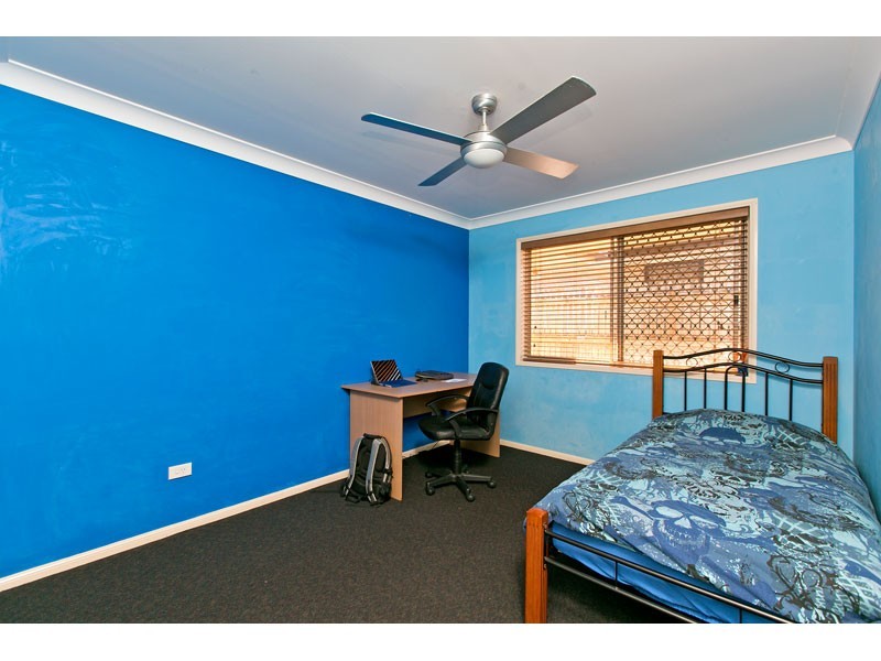 24 Farnham Street, Wellington Point QLD 4160