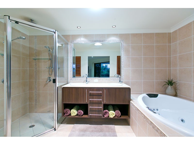 43 Whepstead Avenue, Wellington Point QLD 4160