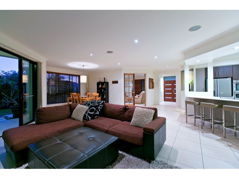 43 Whepstead Avenue, Wellington Point QLD 4160