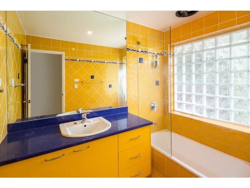 9 Bovingdon Street, Birkdale QLD 4159