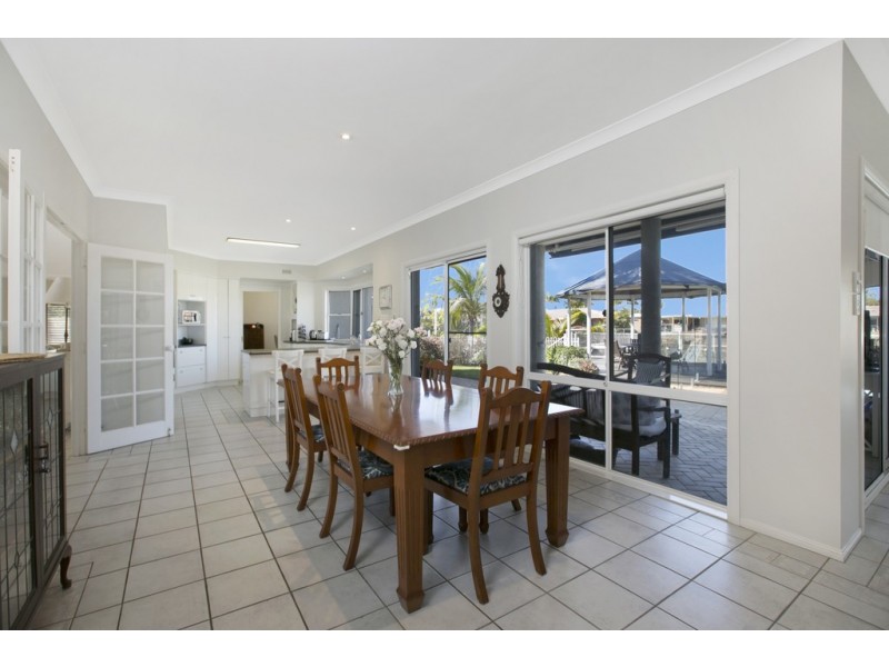 6 Boom Court, Birkdale QLD 4159