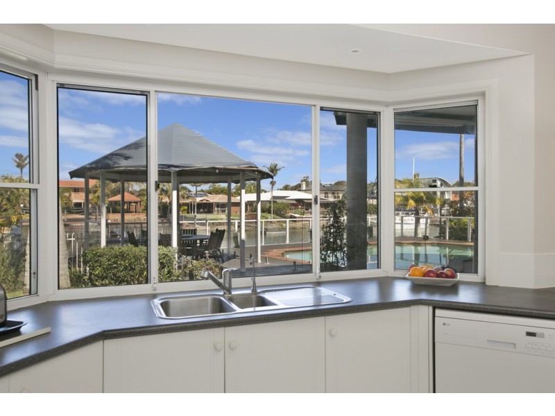 6 Boom Court, Birkdale QLD 4159