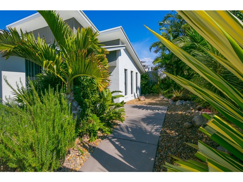 15 Cypress Street, Redland Bay QLD 4165