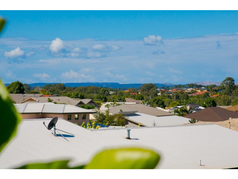 15 Cypress Street, Redland Bay QLD 4165