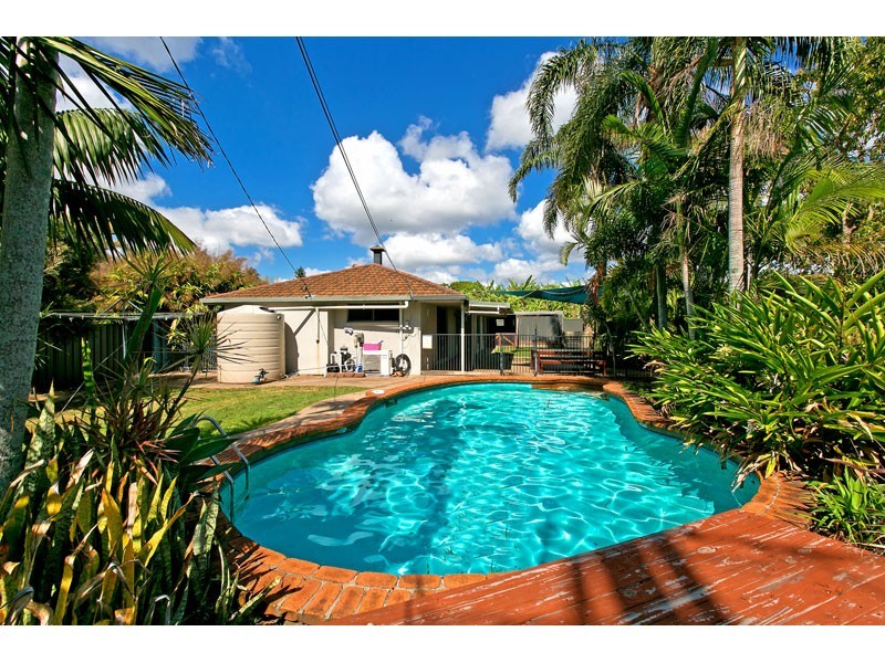 34 Makaha Drive, Birkdale QLD 4159