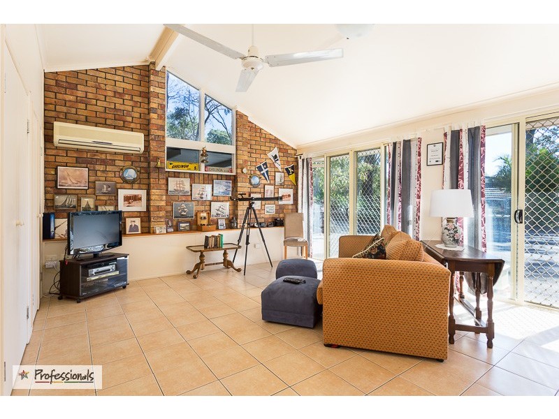 2 Petrel Court, Thornlands QLD 4164