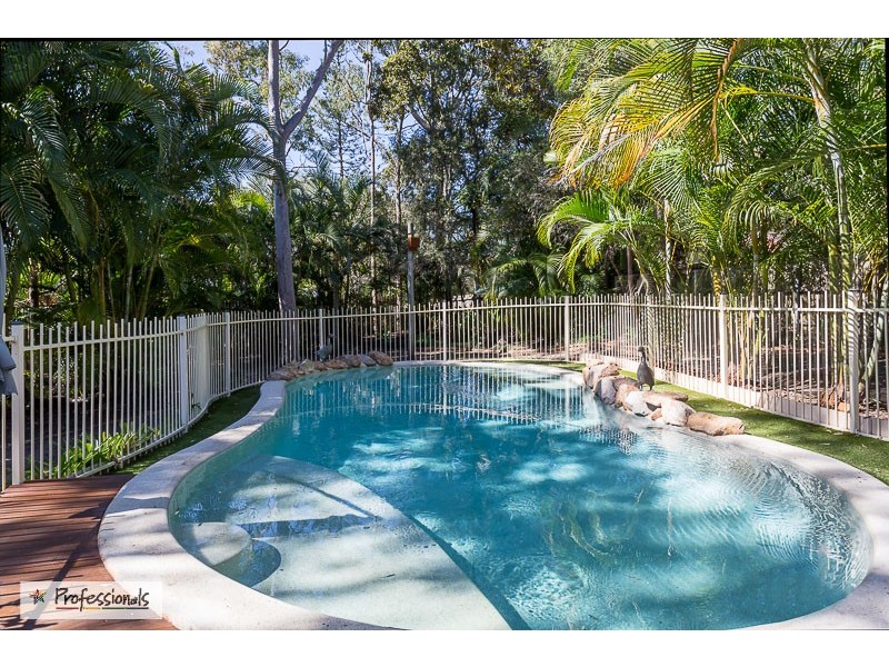 2 Petrel Court, Thornlands QLD 4164