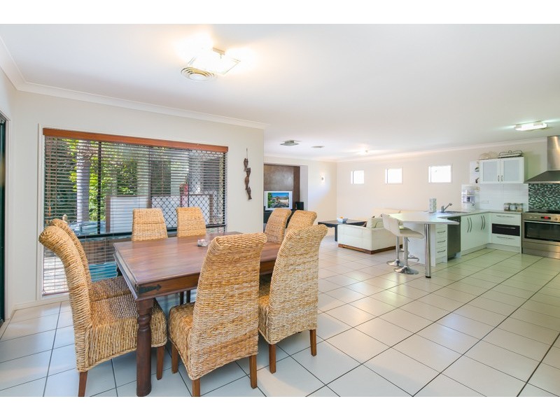 16 Whitby Place, Thornlands QLD 4164