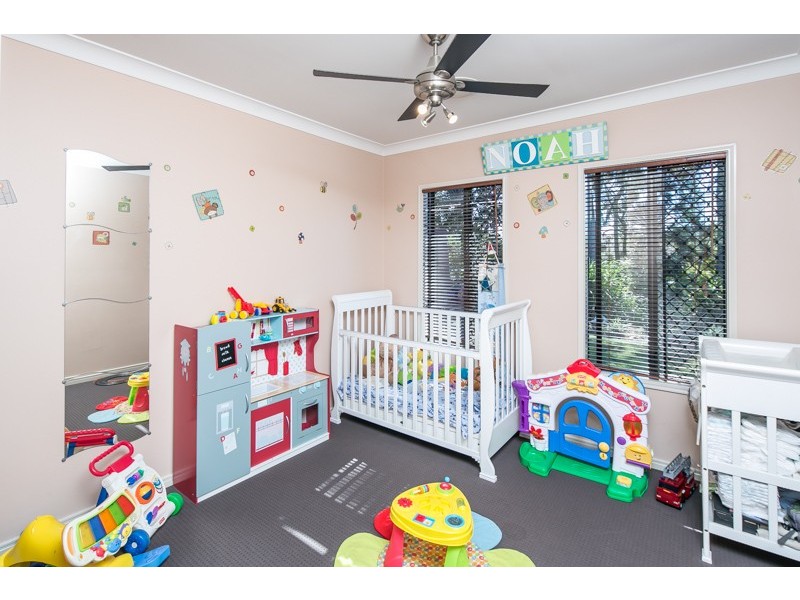 16 Whitby Place, Thornlands QLD 4164