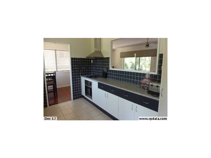9 Court Street, Ormiston QLD 4160