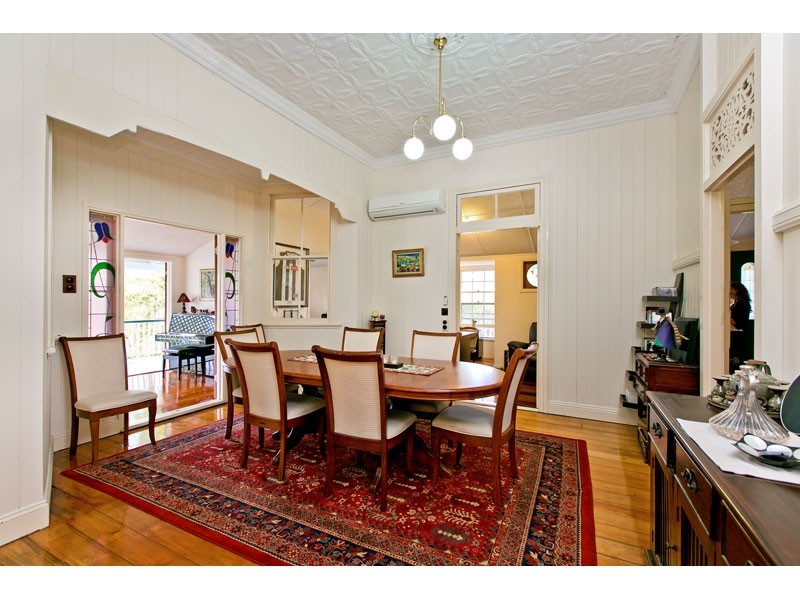 68 Sackville Street, Greenslopes QLD 4120