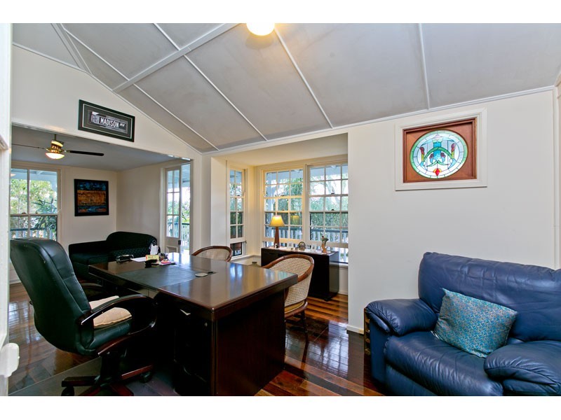 68 Sackville Street, Greenslopes QLD 4120
