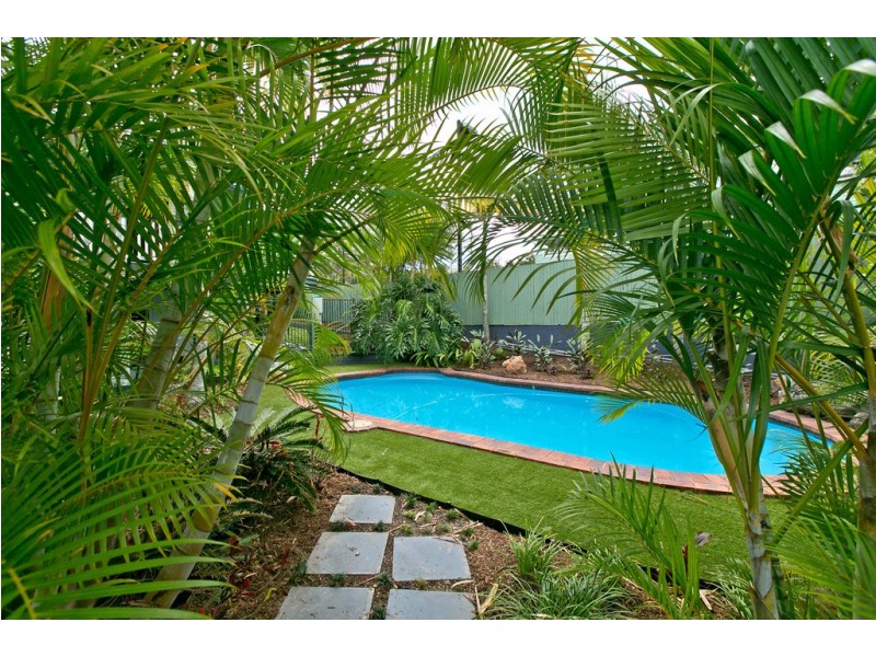 68 Sackville Street, Greenslopes QLD 4120
