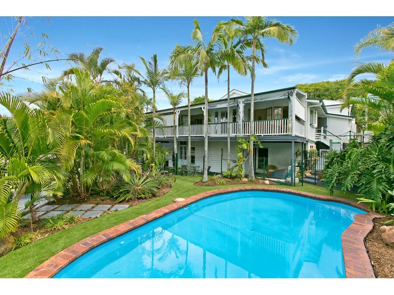 68 Sackville Street, Greenslopes QLD 4120