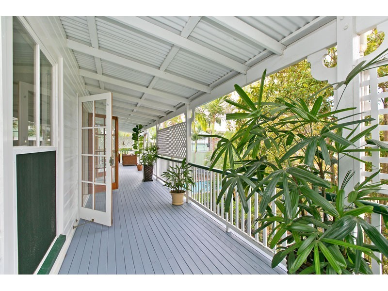 68 Sackville Street, Greenslopes QLD 4120