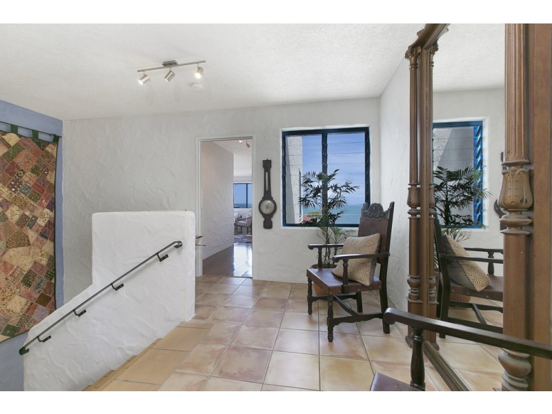 107 Shore Street North, Cleveland QLD 4163