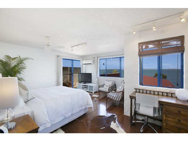 107 Shore Street North, Cleveland QLD 4163