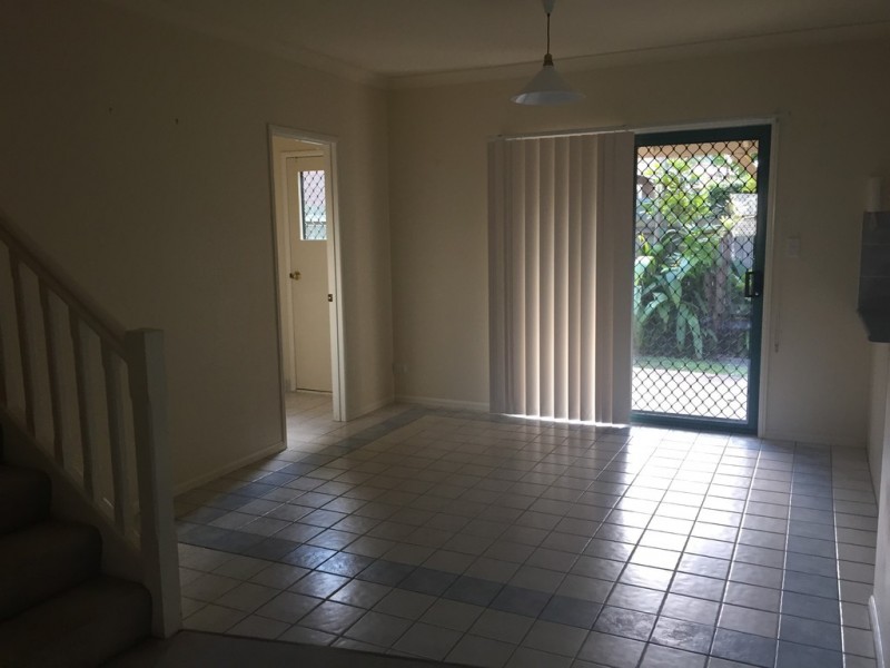 8/299 Main Road, Wellington Point QLD 4160