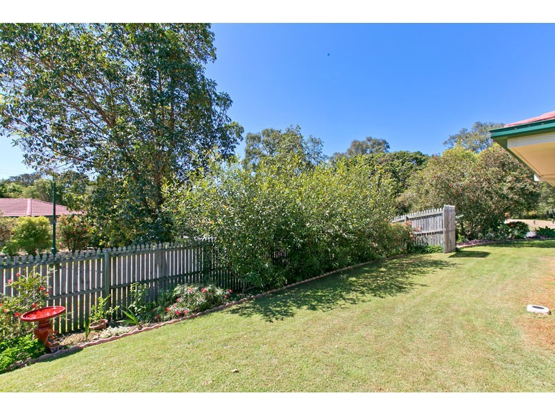 1 Potts Place, Redland Bay QLD 4165