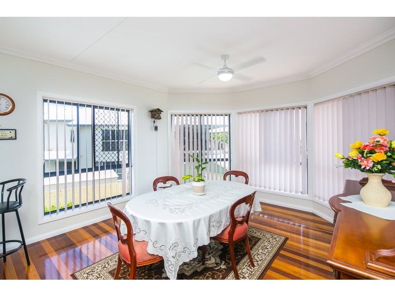 17 Bedarra Street, Redland Bay QLD 4165