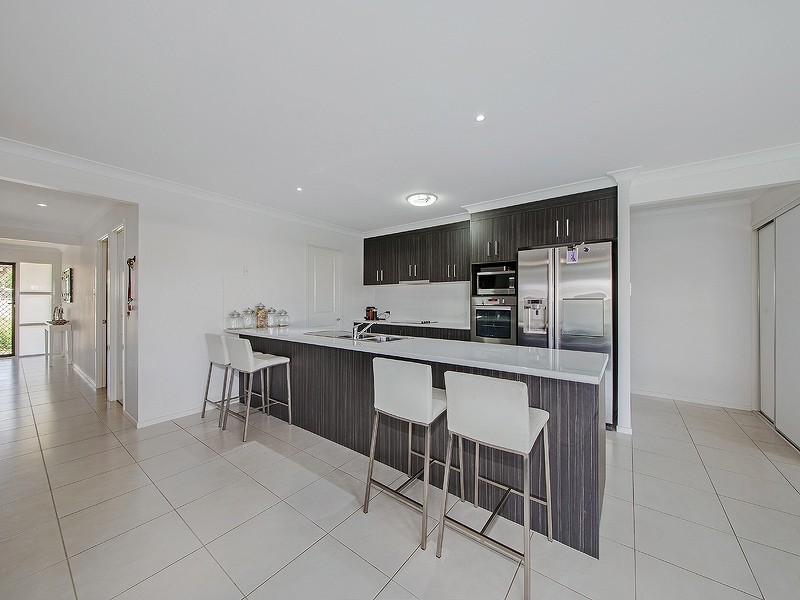 3 Westmill Close, Wellington Point QLD 4160