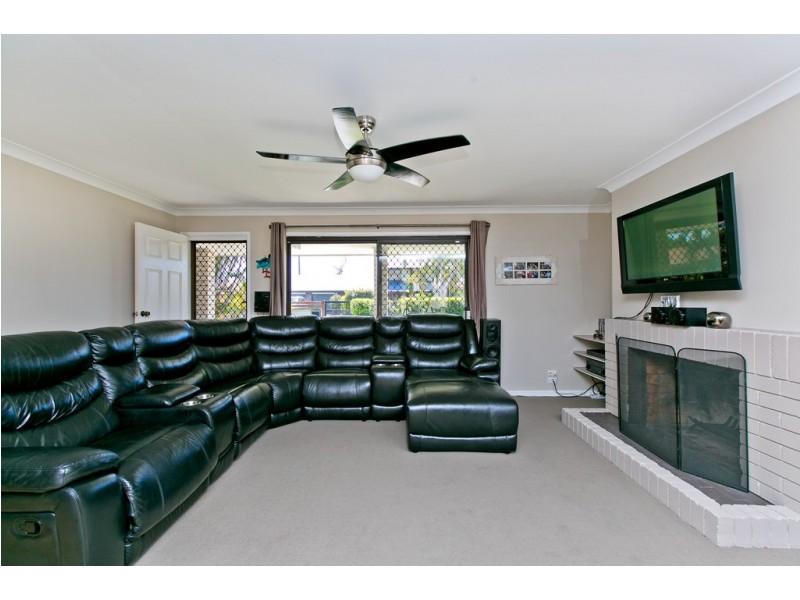 10 Linda Street, Birkdale QLD 4159