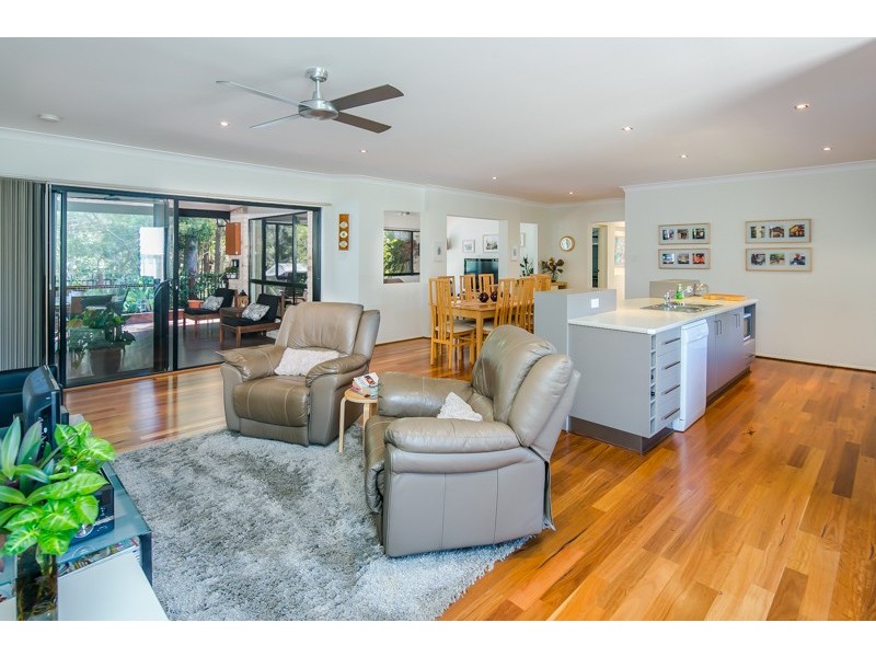 20 Riseborough Terrace, Cleveland QLD 4163