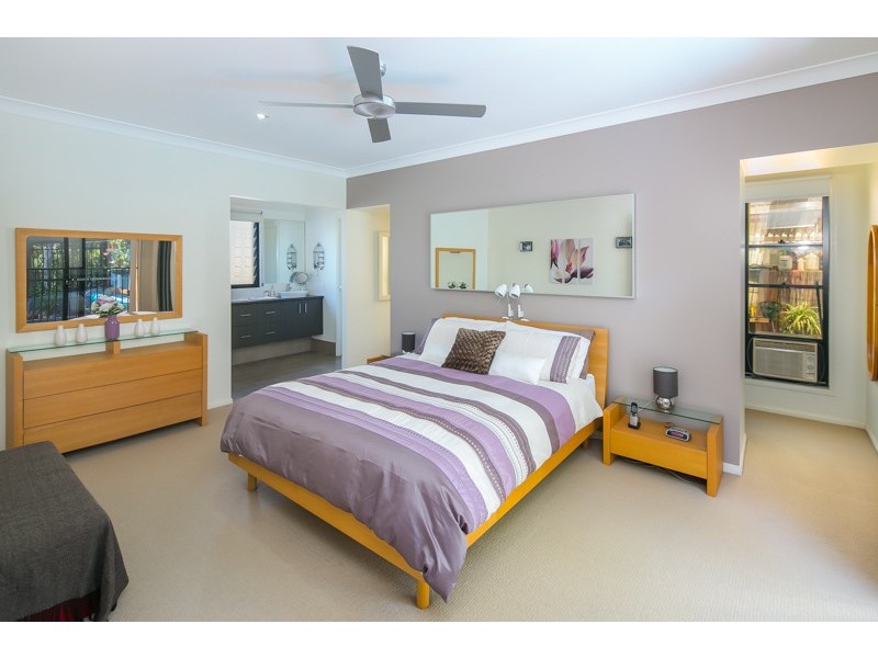 20 Riseborough Terrace, Cleveland QLD 4163