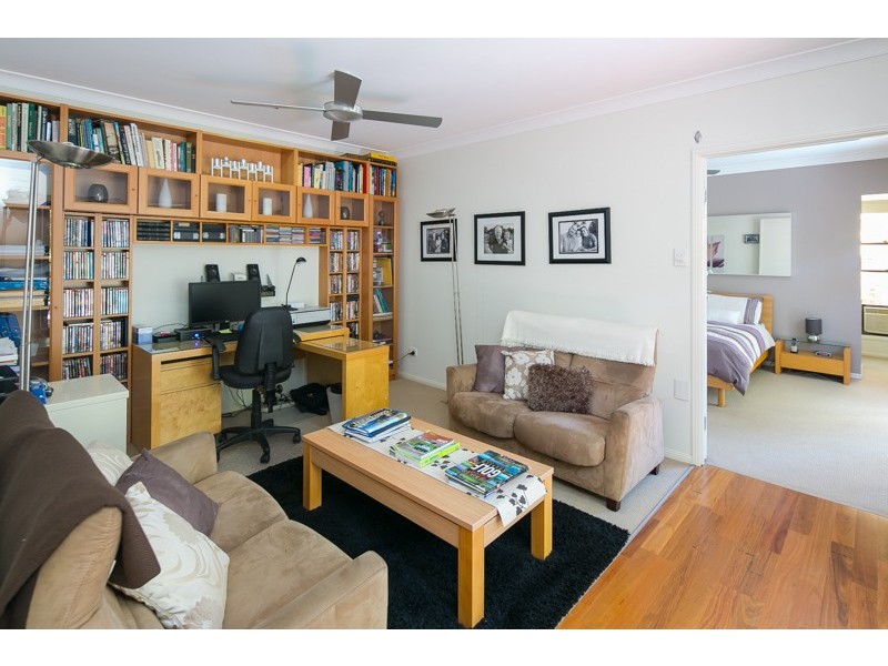 20 Riseborough Terrace, Cleveland QLD 4163