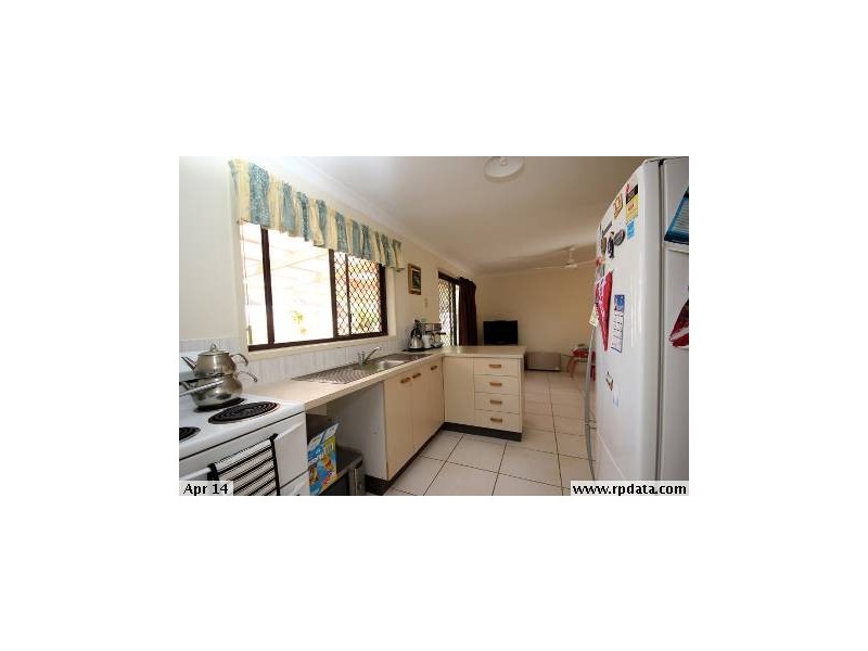 6 Cherry Street, Wellington Point QLD 4160