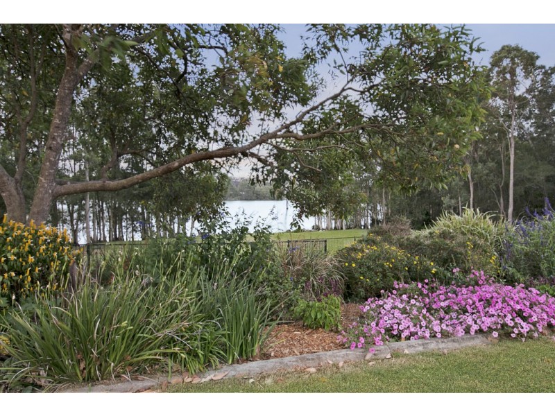 175 Orchard Road, Redland Bay QLD 4165