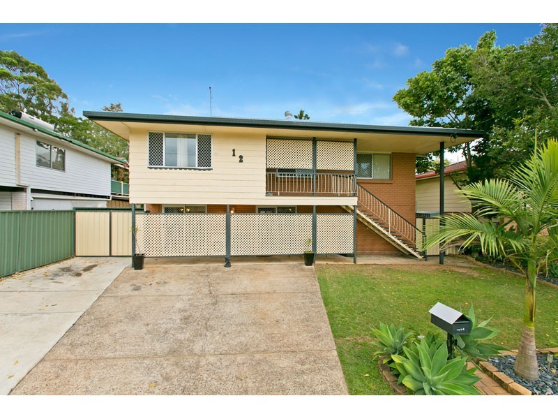 12 Currawong Drive, Birkdale QLD 4159