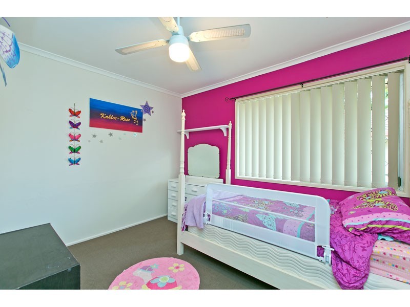 12 Currawong Drive, Birkdale QLD 4159