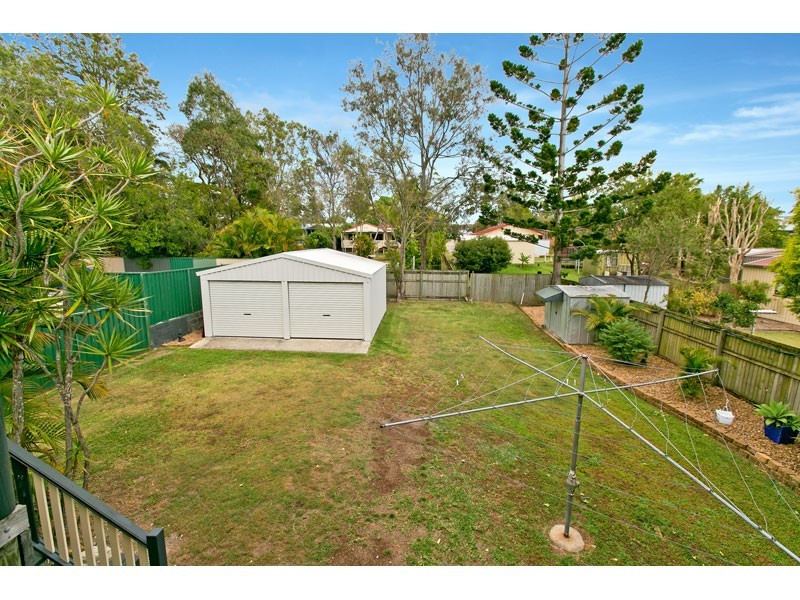 12 Currawong Drive, Birkdale QLD 4159