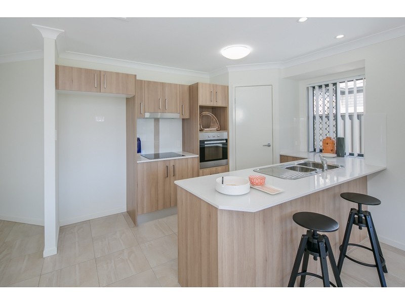 31 Ruth Street, Birkdale QLD 4159