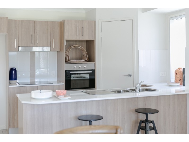 31 Ruth Street, Birkdale QLD 4159