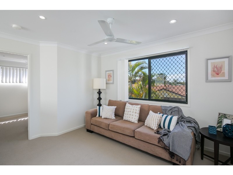 31 Ruth Street, Birkdale QLD 4159